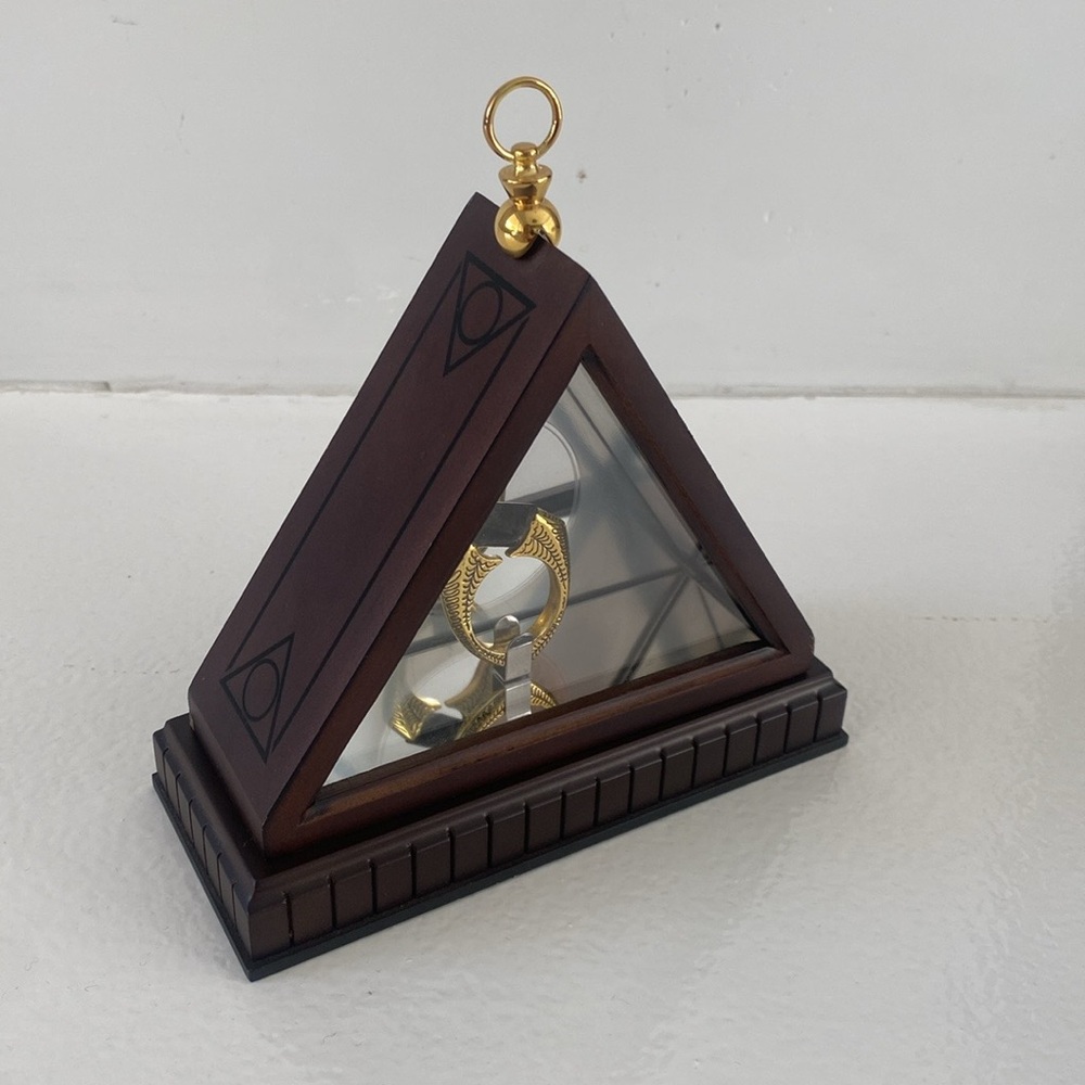 Harry Potter Marvolo Horcrux Ring and Case